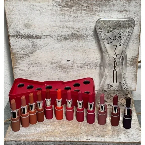 Mac Cosmetics Powder Kiss Lip Vault x 12 HOLIDAY COLLECTION - Picture 1 of 16